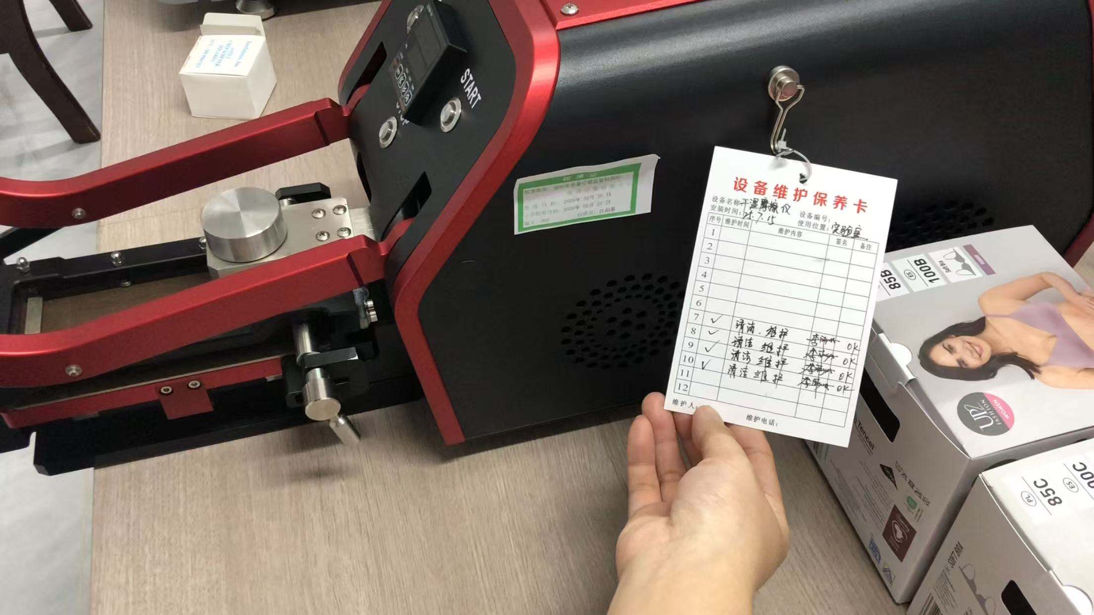 Dry and Wet Rubbing Fastness Tester